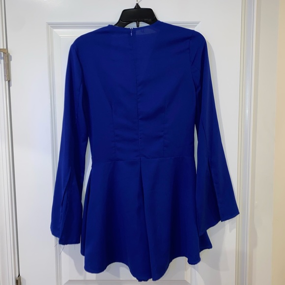 Long sleeve flowy romper - Picture 3 of 3